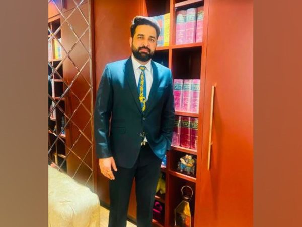 Meet Vikrant Rana, A Supreme Court Lawyer Committed To Social Work
